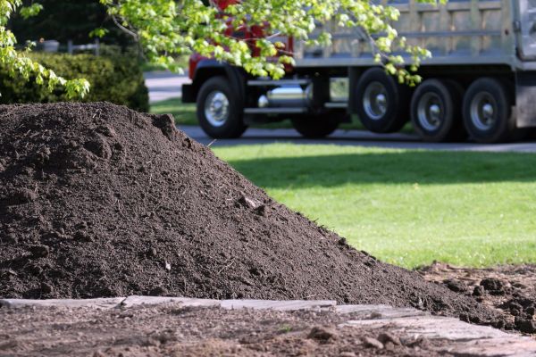 Yard Dirt Delivery in Richmond